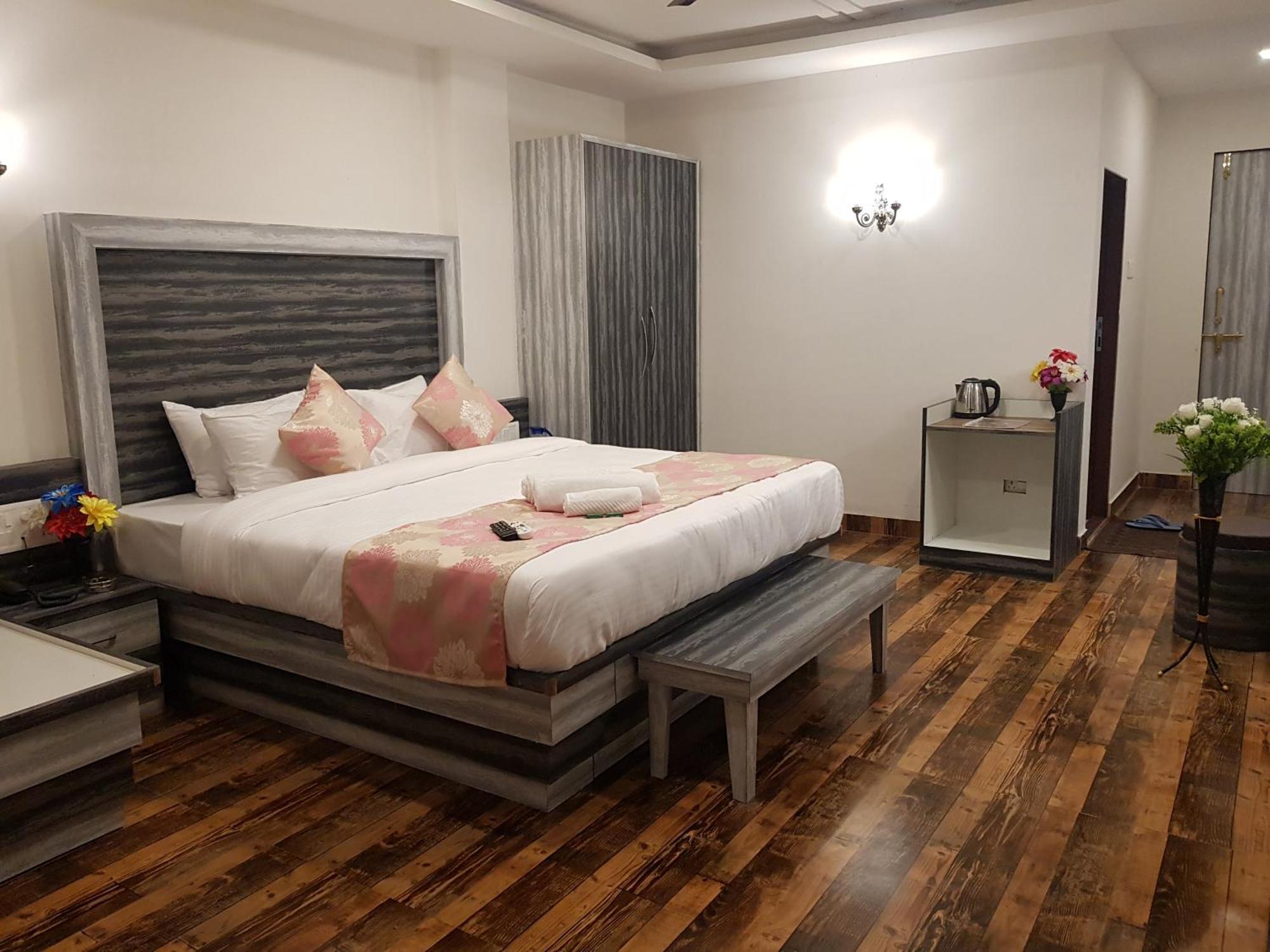 C P Cottage Resort Mahābaleshwar Exterior foto